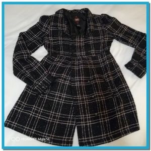 2+@$4 SALE! Plaid Pattern Coat by BB Dakota Size M